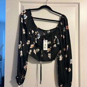 Dynamite, new with tags, long sleeve crop top sz M